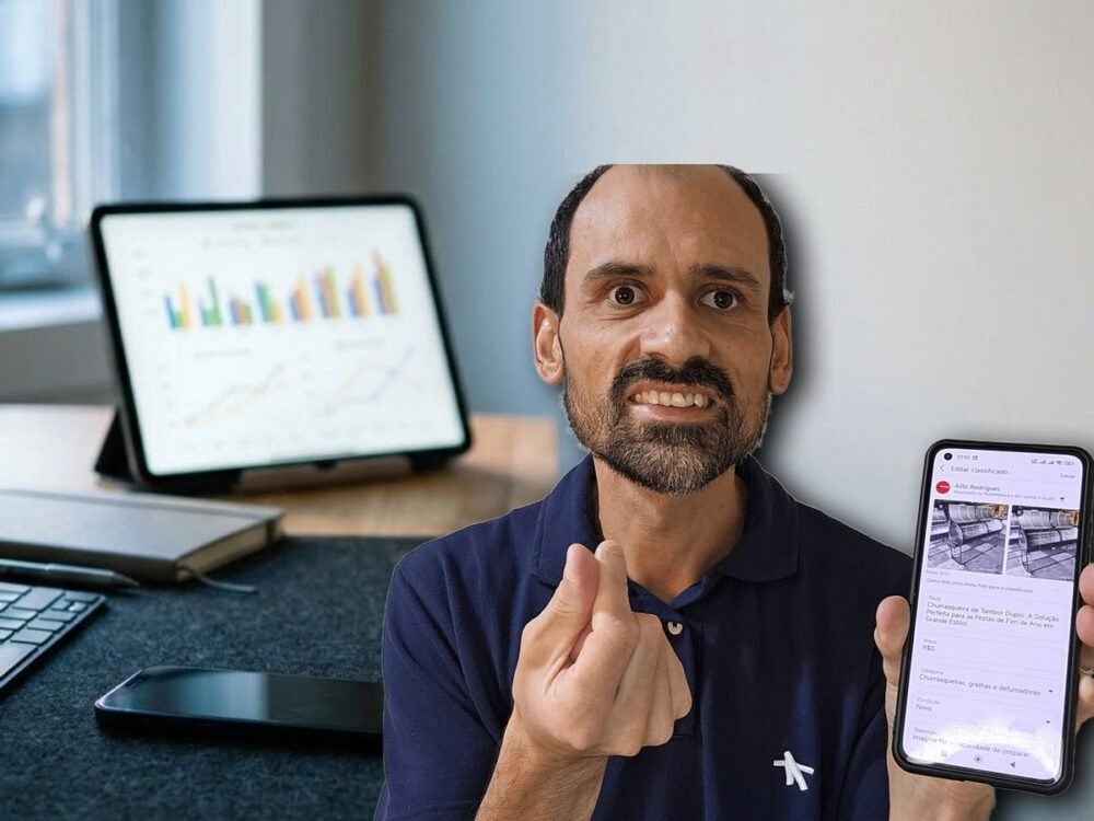 Ailto Rodrigues segurando o celular com um anúncio do Marketplace Facebook, numa mesa de escritório em casa com um tablet mostrando gráficos de vendas